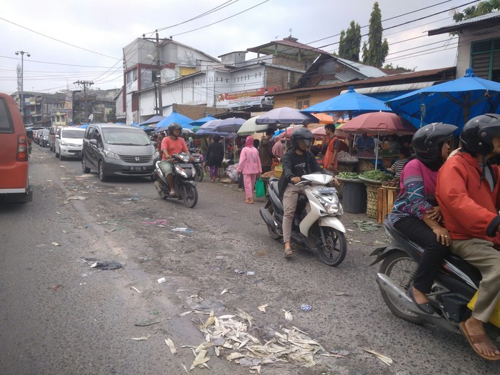 Pasar Tradisional di Kota Medan Diduga tak Kantong Izin AMDaL Lalin