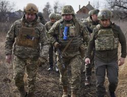 Presiden Ukraina Tolak Tawaran AS: Saya Butuh Peluru, Bukan Tumpangan
