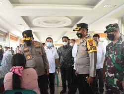 Vaksinasi Massal di Tebingtinggi Ditinjau Kapolda Sumut