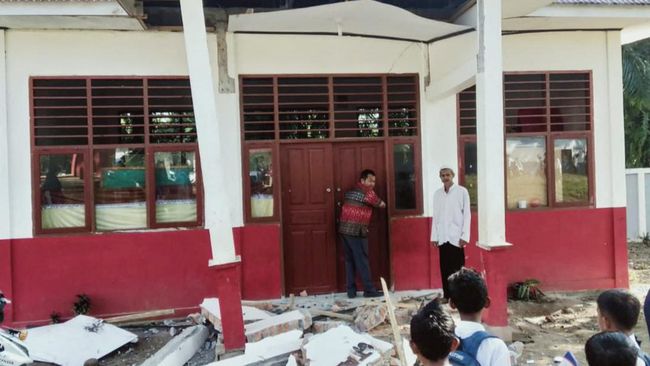 69 Ruang Kelas Di Pasaman Barat Rusak Akibat Gempa