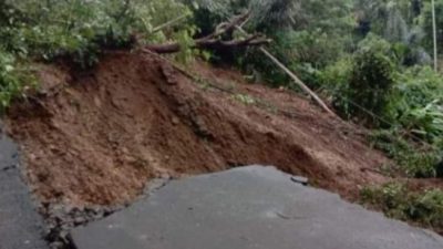 Longsor Susulan, Akses Jalan Di Pasaman Barat Putus Total
