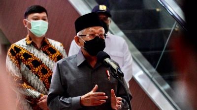 Pemerintah Buka Kemungkinan Vaksin Booster Jadi Syarat Mudik