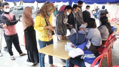 Ribuan Masyarakat Antri Demi Tiket Mudik Gratis