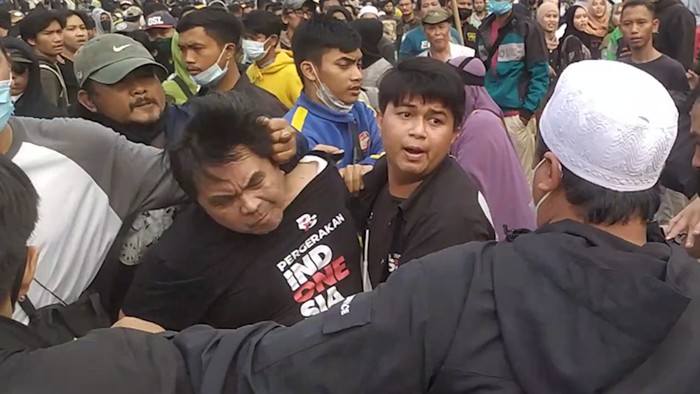 Enam Orang Jadi Tersangka Pengeroyokan Ade Armando