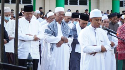 Sholat Ied Berjamaah, Ondim: Ramadhan Jadikan Manusia Paripurna