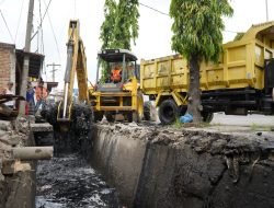 Atasi Genangan Air Pasca Ditinjau Bobby Nasution Normalisasi Drainase di Depan Tol Bandar Selamat Dilakukan