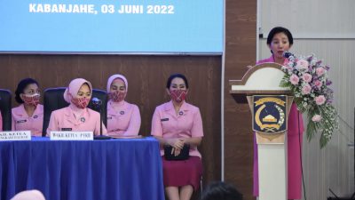 Ketua Bhayangkari Sumut Kunker ke Karo