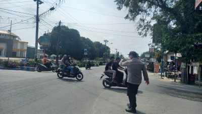 Polsek Galang Laksanakan Pengaturan Lalin