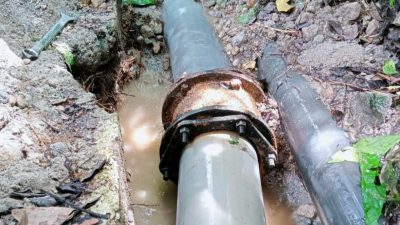 Pasokan Air Bersih di Seputaran Jalan Yos Sudarso Padangsidimpuan Terhenti