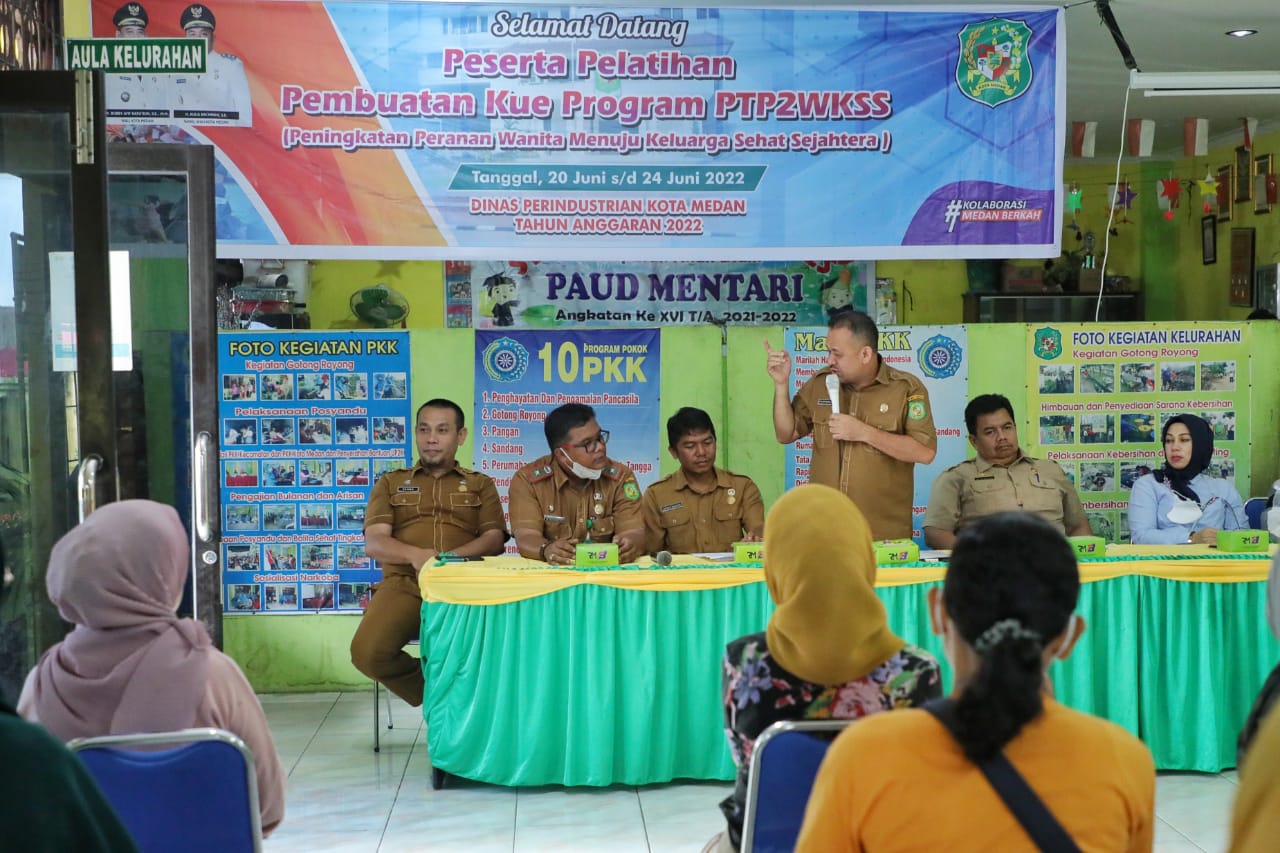 Pemko Medan Gelar Pelatihan PTP2WKS Pembuatan Kue