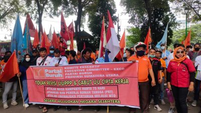 Partai Buruh Demo Tolak Revisi UU PPP Hingga Turunkan Harga Pangan