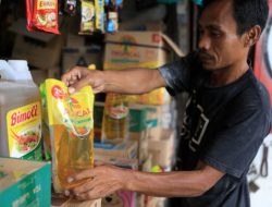 Bulog Pastikan Stok Minyak Goreng