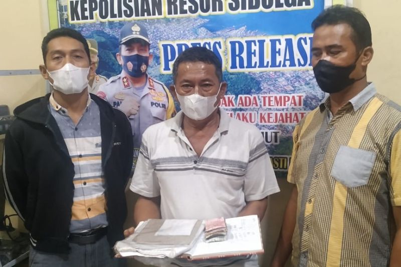 Polisi Tangkap Pelaku Judi Sidney di Sibolga