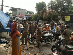 Trantib Lubukpakam Tertibkan Pedagang Liar