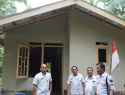 Afandin Serahkan Kunci Rumah yang di Bedah & Kursi Roda Disabilitas