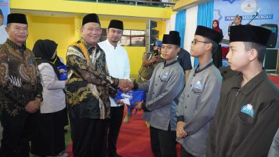 Syah Afandin Sumbang 100 Al Quran