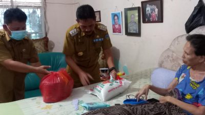 Pemko Tebing Tinggi Serahkan Bantuan Program Rehabilitasi Sosial