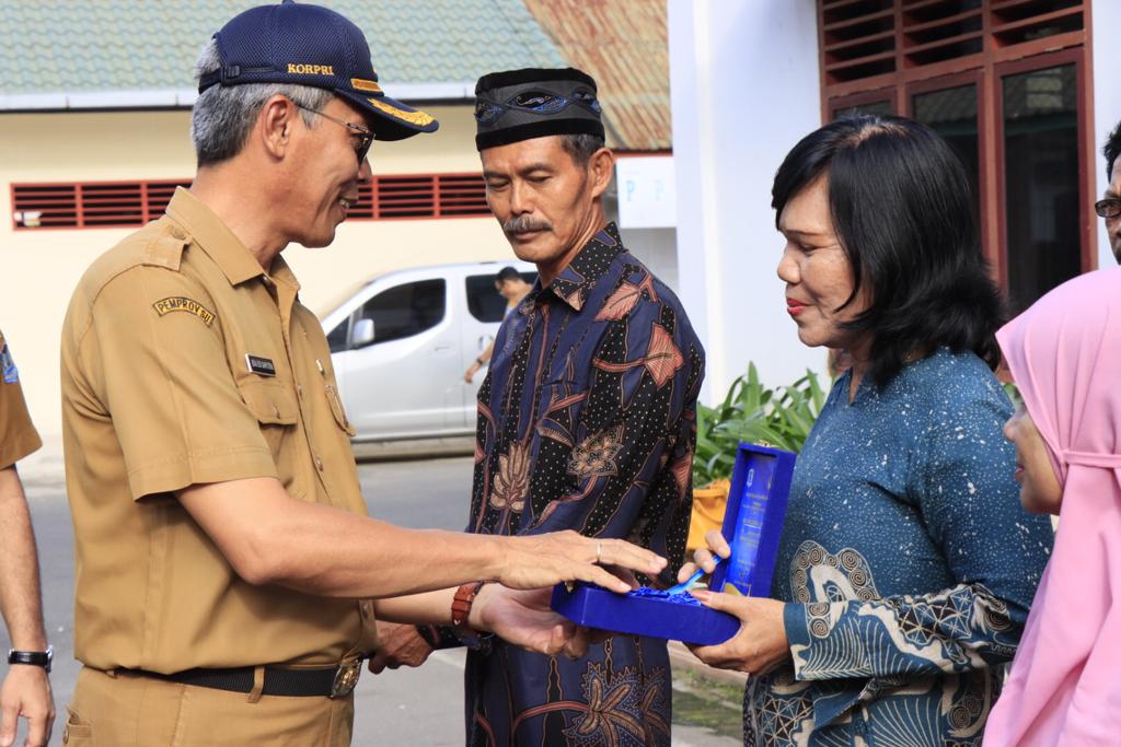 Apel Gabungan dan Pemberian Cinderamata Pada Pensiunan ASN Pemko Binjai