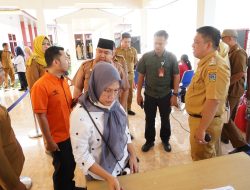 Pj Wali Kota Tebing Tinggi Tinjau Penyaluran Bantuan Pangan Cadangan Beras Di Kecamatan Padang Hilir