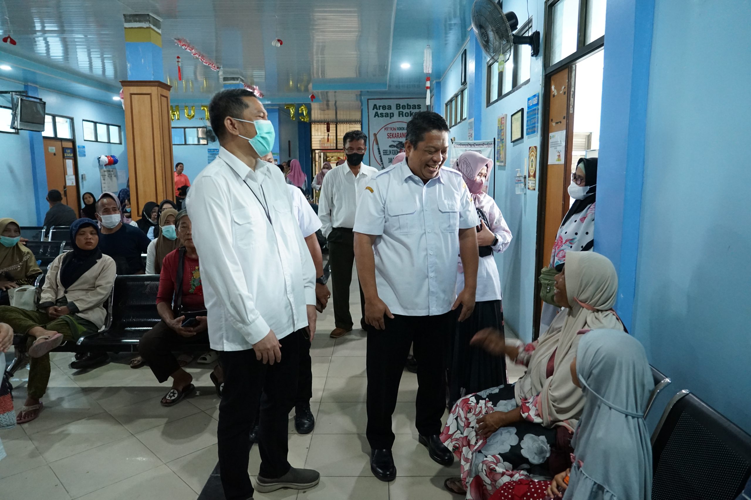 Penjabat (Pj.) Wali Kota Tebing Tinggi Drs. Syarmadani, M.Si. menyempatkan diri melakukan pemeriksaan kesehatan sekaligus melihat langsung kondisi RSUD dr. H. Kumpulan Pane, Rabu (10/01/2024).