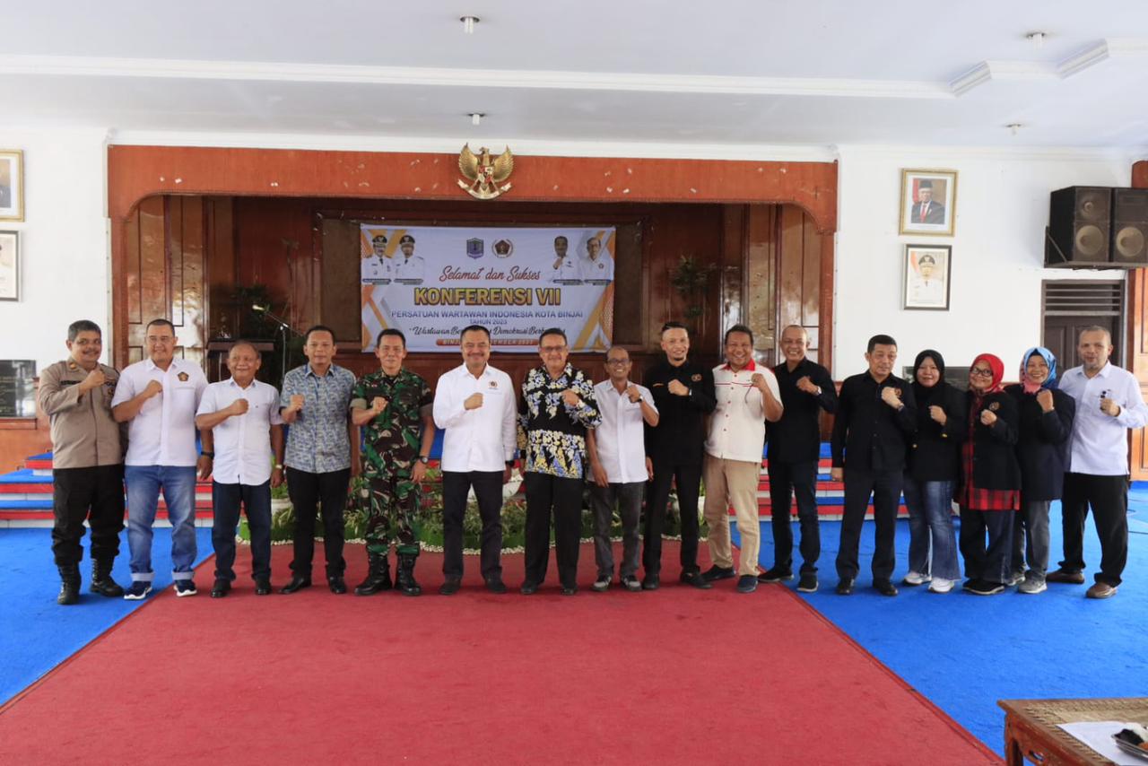 Hadiri Konferensi PWI, Asisten III Berharap PWI Kota Binjai Terus Bersinergi Bersama Pemko Binjai