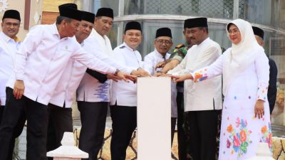 Wali Kota Binjai Lepas Pawai Taaruf Pembukaan MTQ Ke-55 Tingkat Kota Binjai