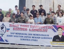 Pangkas Gratis Ala Komunitas Baber Pendukung Bobby Nasution