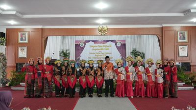 Hadiri Wisuda Dan Pelepasan Siswa/Siswi Yayasan Pendidikan Nurul Furqon Kota Binjai, Wali Kota Berpesan Jaga Hafalan Al-Quran