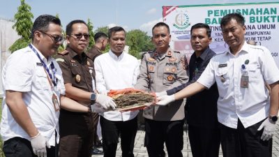 Hadiri Pemusnahan Barang Bukti Narkoba, Pj. Wali Kota Tebing Tinggi: Pemerintah Kota Selalu Mendukung Pemberantasan Penyalahgunaan Narkotika