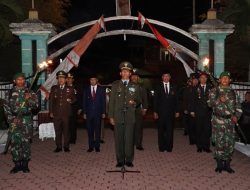 Rangkaian Peringatan Hut Ri Ke 79, Pj. Wali Kota Tebing Tinggi Ikuti Apel Kehormatan Dan Renungan Suci 