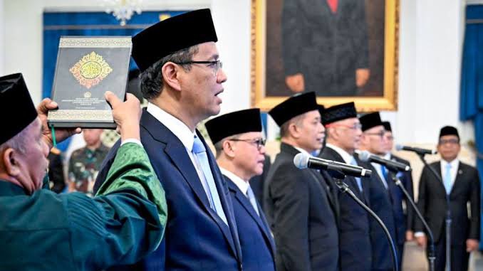 Media Asing Sorot Pergantian Menkeu Sri Mulyani Ke Purbaya Yudhi 