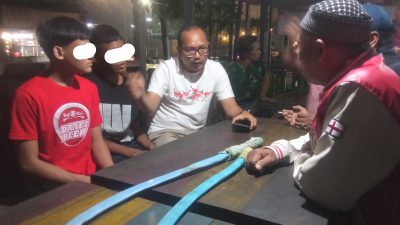 BREAKING NEWS: Warga Amankan Dua Remaja Diduga Hendak Tawuran di Binjai