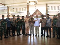 Wali Kota Dampingi Menteri P2MI Kunjungi Usaha PMI Purna di Kota Binjai