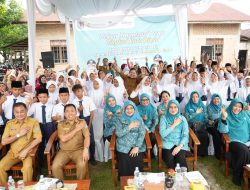Pekan Imunisasi Dunia 2025, Ketua TP PKK Kota Binjai Kunjungi Posyandu Flamboyan 5