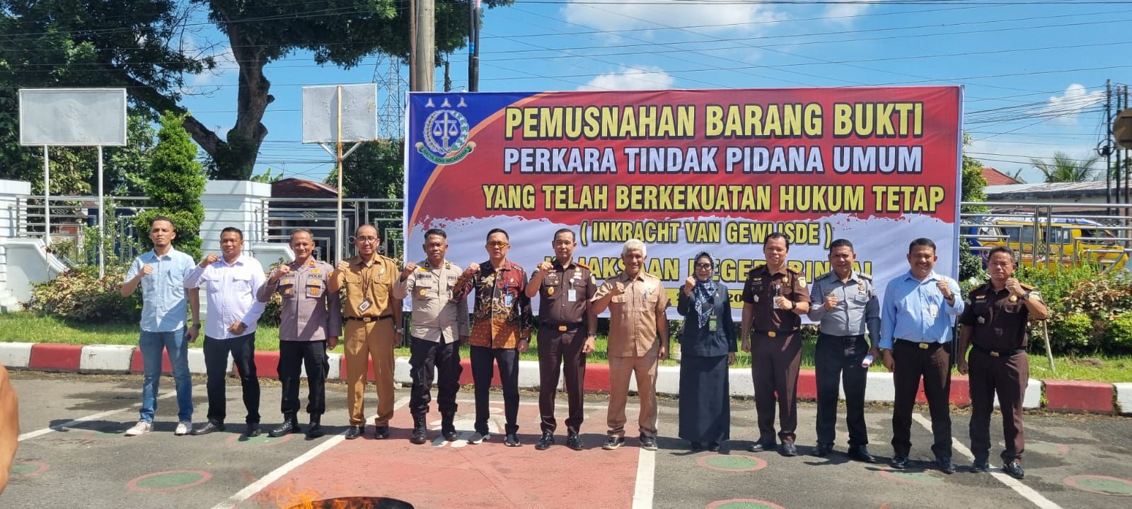 Pemko Binjai Ikuti Pemusnahan Barang Bukti Tindak Pidana Umum Bersama Kejari Binjai