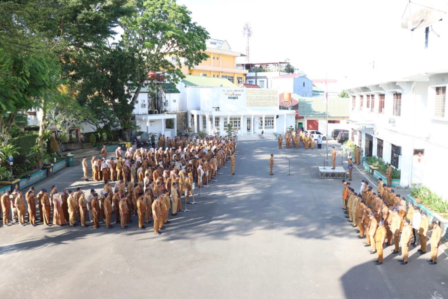 Pimpin Apel Gabungan