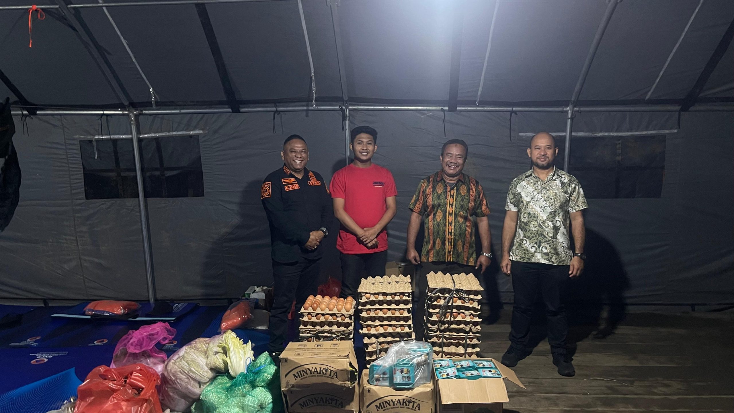 Bentuk Kepedulian dan Kolaborasi, Bank Sumut Bagikan Bantuan Sembako Ke Dapur Umum Kelurahan Berngam