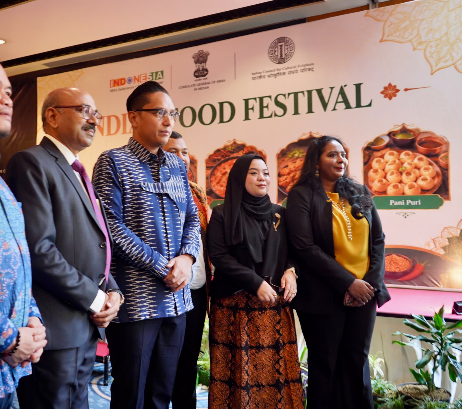 Wali Kota Medan,Rico Waas saat menghadiri sekaligus menjadi pembicara pada India-Sumatra Business Forum 2026 di Hotel Aryaduta Medan, Kamis (8/10/2026).