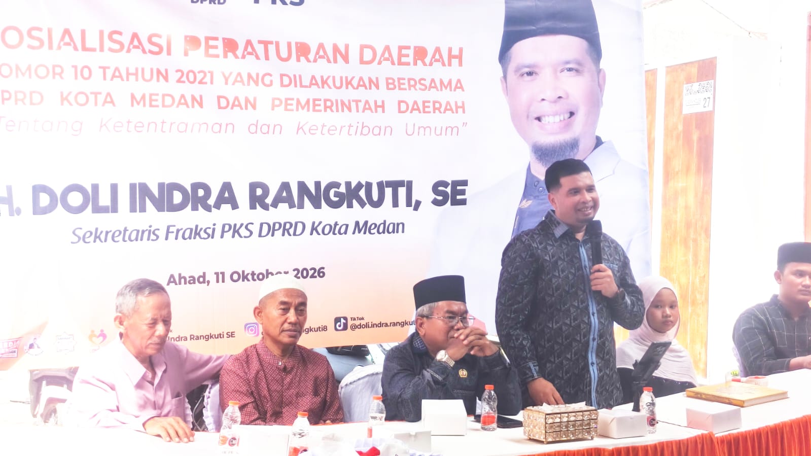 Anggota DPRD Kota Medan Fraksi PKS, H. Doli Indra Rangkuti, SE dalam kegiatan Sosialisasi Produk Hukum Daerah ke-X Tahun Anggaran 2026, terkait Peraturan Daerah Kota Medan Nomor 10 Tahun 2021 tentang Ketenteraman dan Ketertiban Umum, Minggu (11/10/2026).