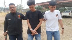 Pemuda Dibantai Teman 25 Liang