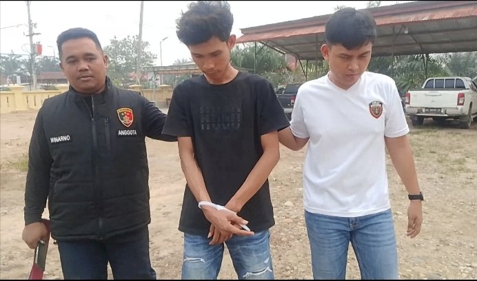 Pemuda berinisial AS tewas dibantai temannya dengan luka tikam sebanyak 25 Liang, Minggu (25/10/2026) sore.